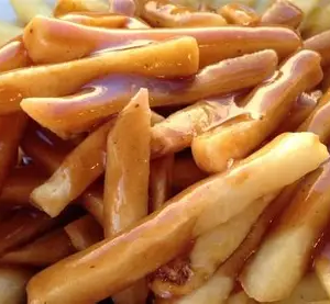 Chips & gravy with drink